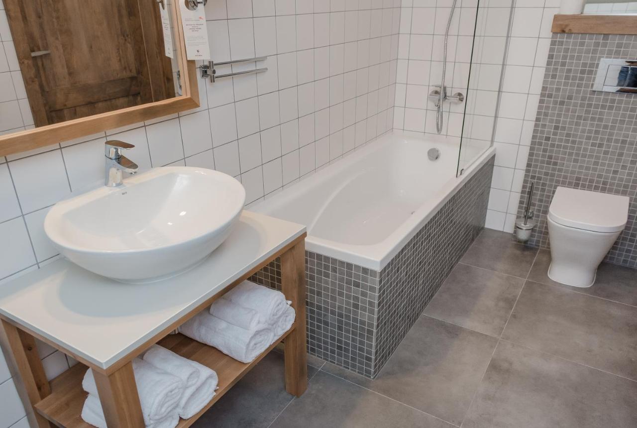 Hotel Naturum Milicz Εξωτερικό φωτογραφία