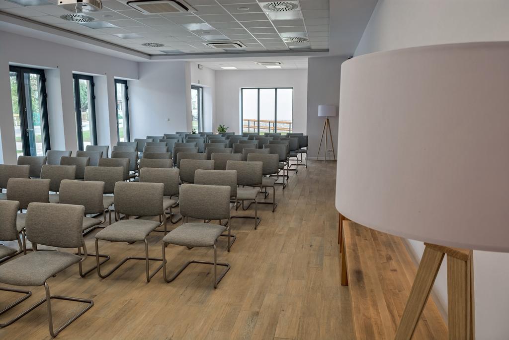 Hotel Naturum Milicz Εξωτερικό φωτογραφία